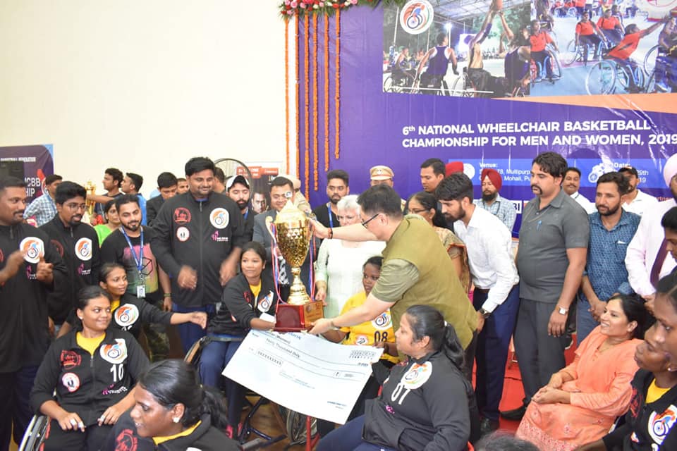 வெற்றி வாகை சூடிய தமிழக மாற்றுத் திறனாளிகள் சக்கர நாற்காலி கூடைப்பந்து அணிகள்